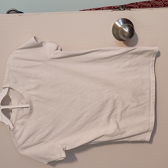 Bundle cat & jack girls tees set of 3 ( 2 size 6/7 and 1 size 7/8 euc - Picture 6 of 6